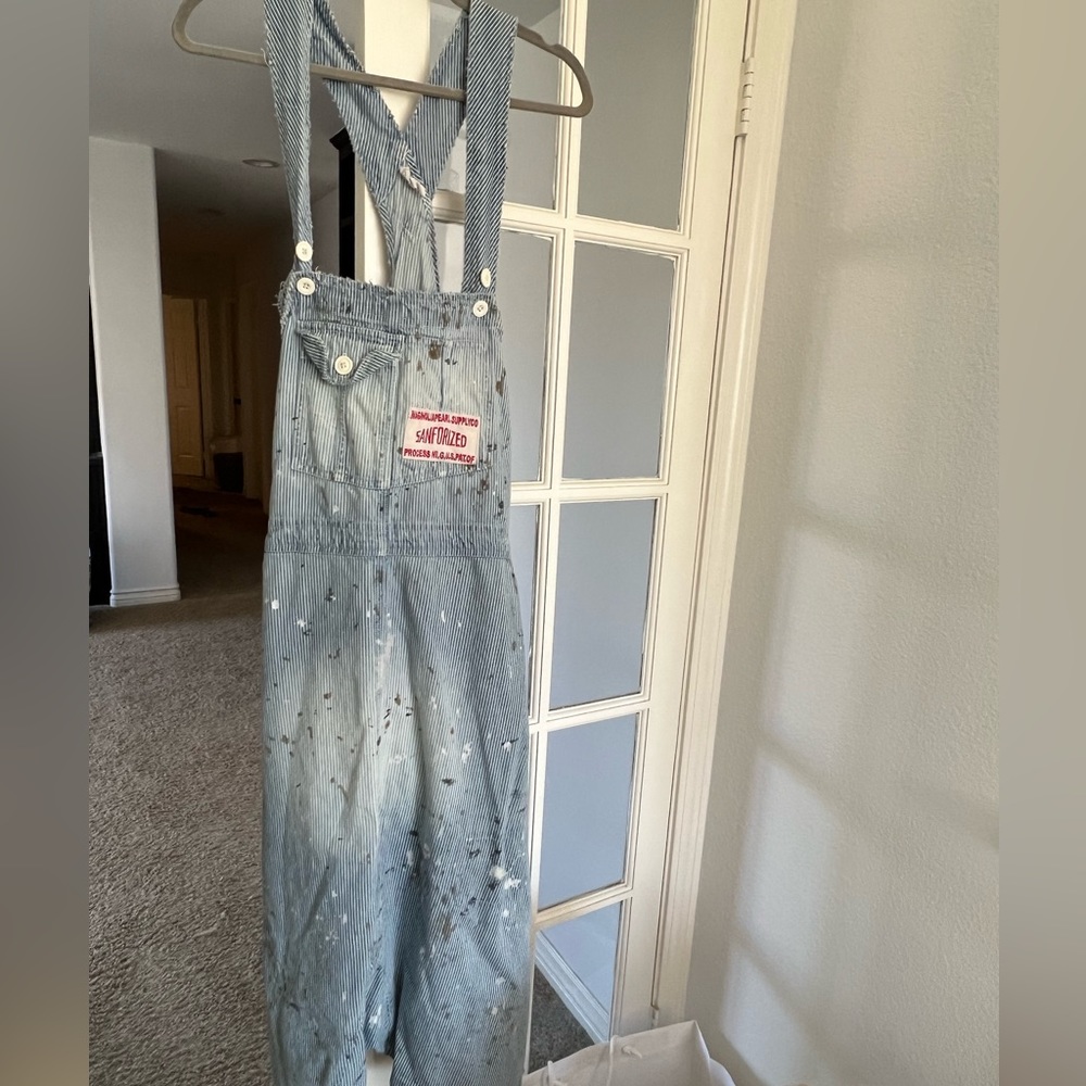 Magnolia Pearl sanfordized drop crotch overalls.